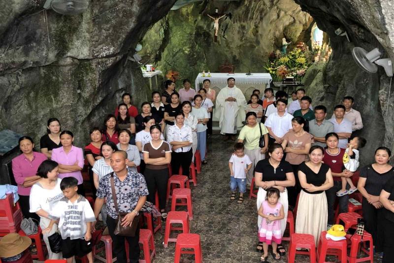 GIÁO XỨ NÀ CÁP – GIÁO PHẬN LẠNG SƠN CAO BẰNG HÀNH HƯƠNG NĂM THÁNH BÊN MẸ BẢO NHAM