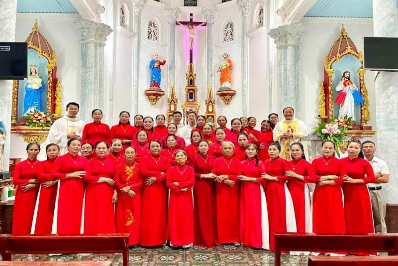 GIA ĐÌNH THÁNH TÂM GIÁO HỌ THINH ĐỨC - MỪNG LỄ THÁNH NỮ MARIA MAĐALÊNA - BỔN MẠNG
